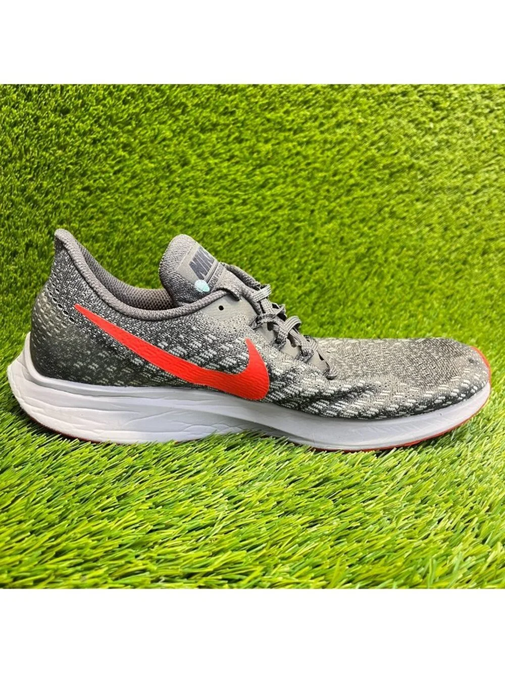 Nike Air Zoom Pegasus 35 Men Size 11 Gray Orange Athletic Running Shoes Sneakers